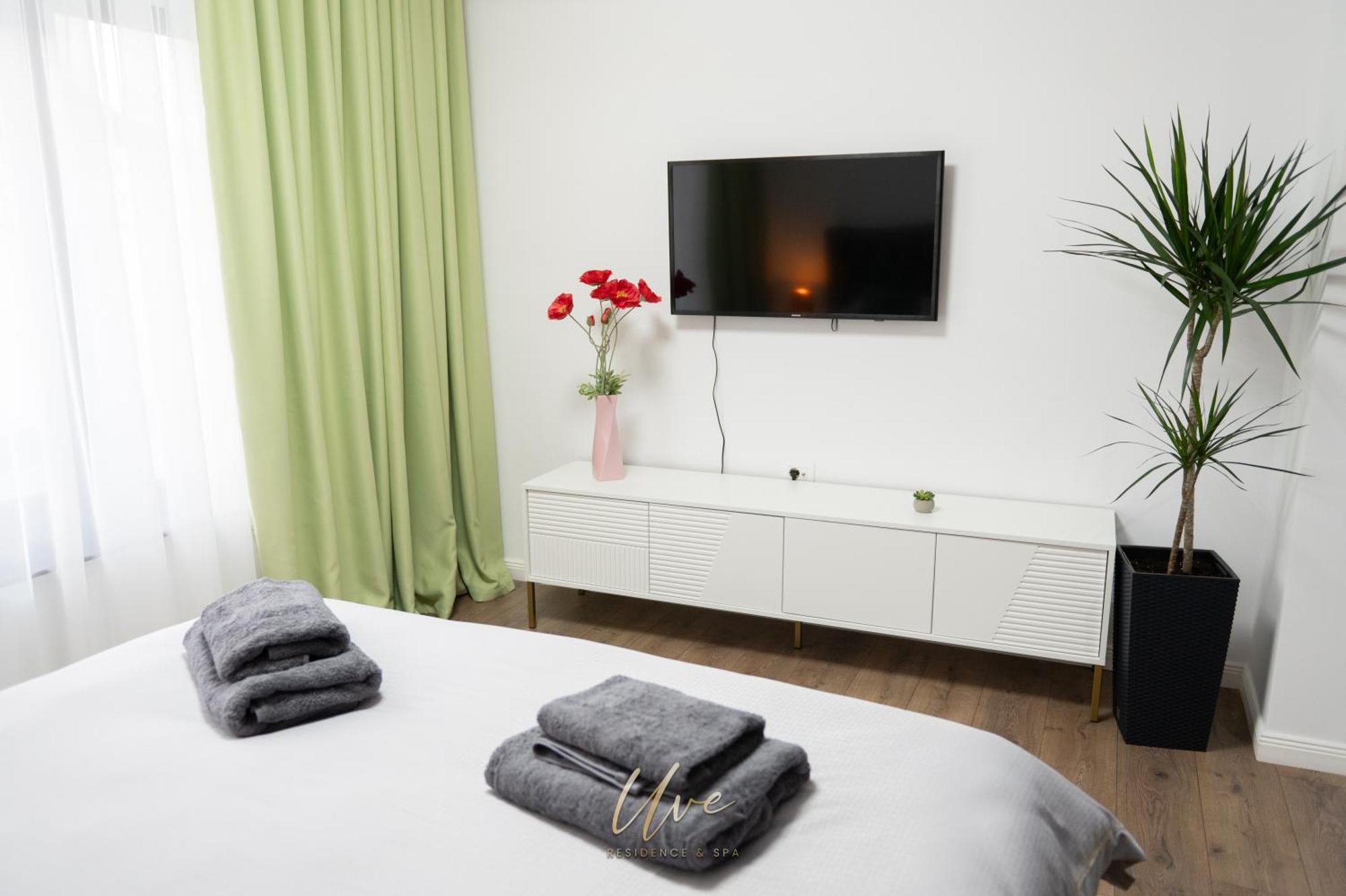 Uve Residence & Spa Piatra Neamţ Dış mekan fotoğraf