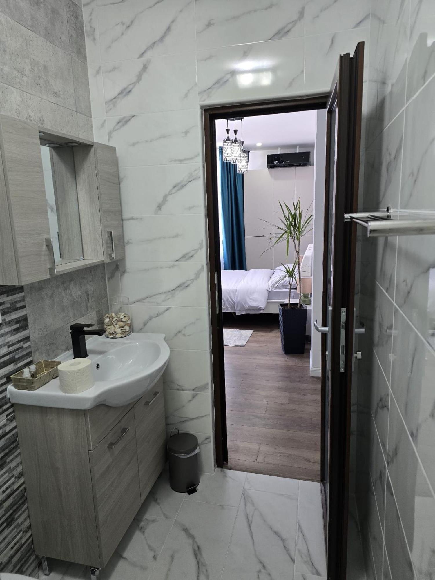Uve Residence & Spa Piatra Neamţ Dış mekan fotoğraf