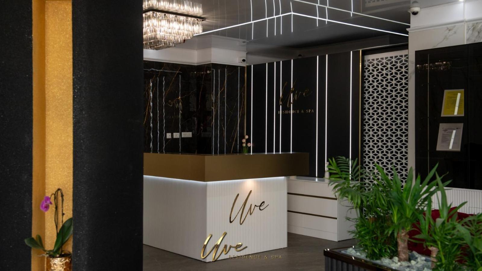 Uve Residence & Spa Piatra Neamţ Dış mekan fotoğraf