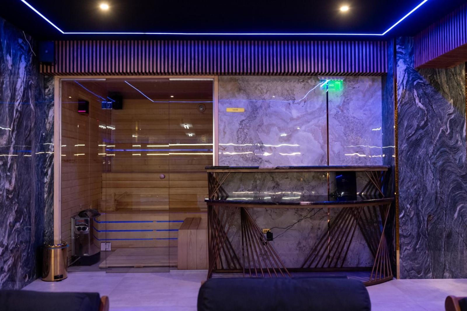 Uve Residence & Spa Piatra Neamţ Dış mekan fotoğraf