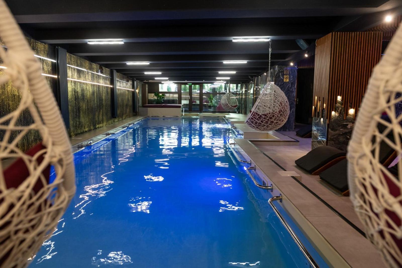 Uve Residence & Spa Piatra Neamţ Dış mekan fotoğraf